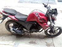 Mat Dull Red Me Yamaha FZ-S