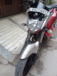 Mat Dull Red Me Yamaha FZ-S