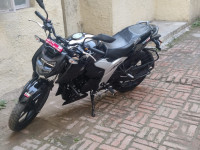Black TVS Apache RTR 160 4V