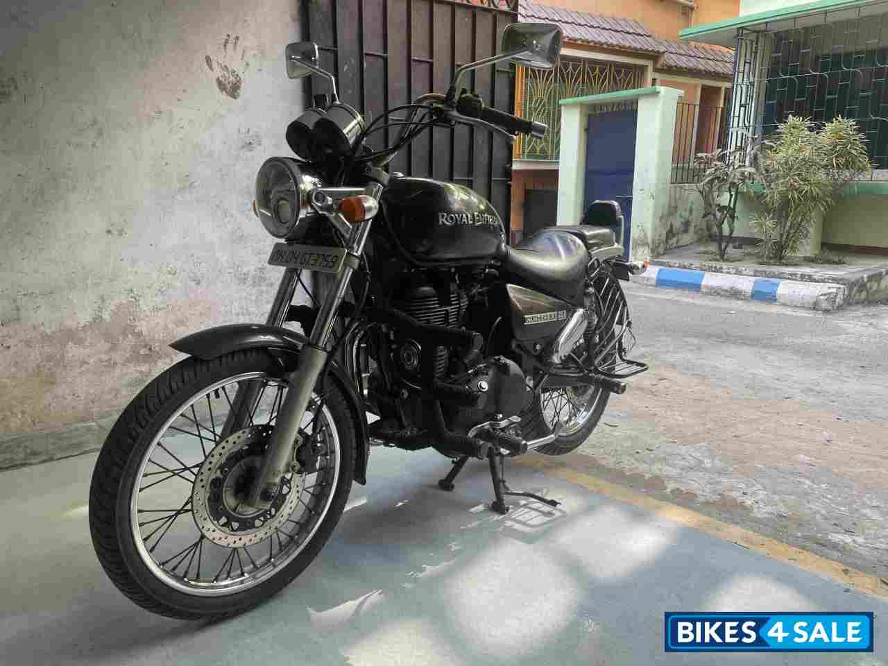 Brown Royal Enfield Thunderbird 500