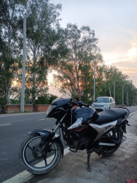 Yamaha SZ-R 2013 Model