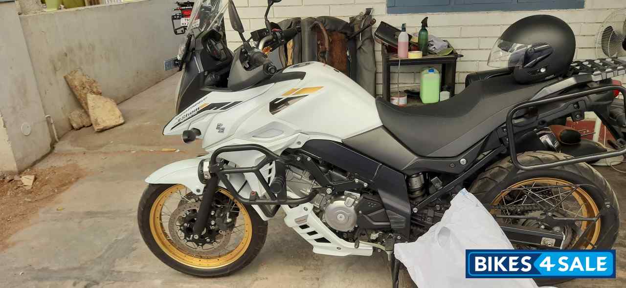 Suzuki V-Strom 650XT ABS BS6