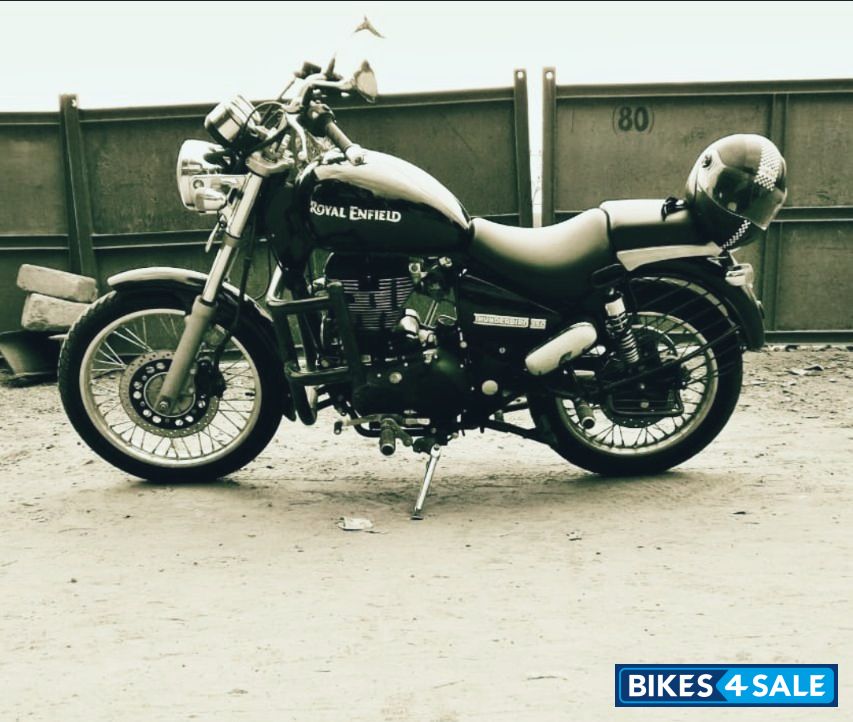 Black Royal Enfield Thunderbird TwinSpark 350 Black Royal Enfield Thunderbird TwinSpark 350