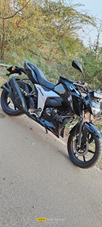 TVS Apache RTR 160 4V BS6 2022 Model