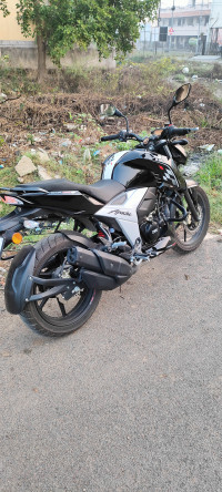 TVS Apache RTR 160 4V BS6
