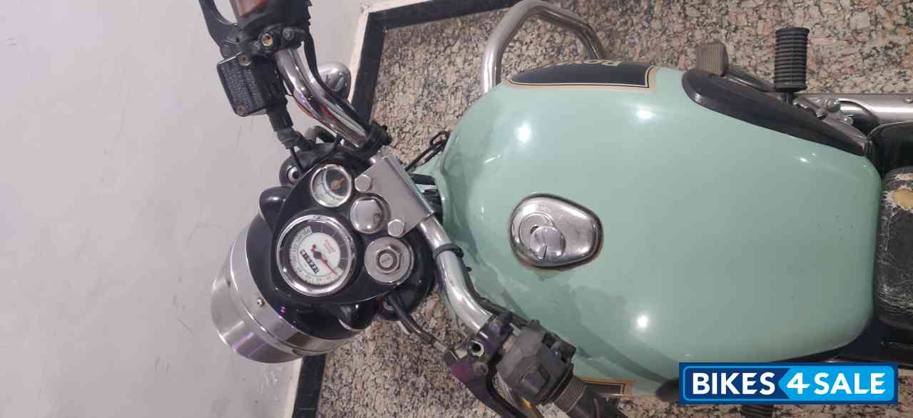 Royal Enfield Classic 350
