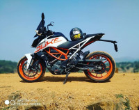 KTM Duke 390