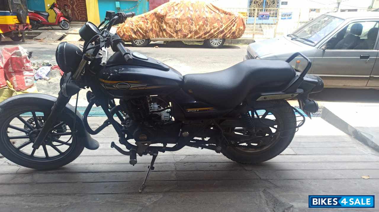 Bajaj Avenger Street 150
