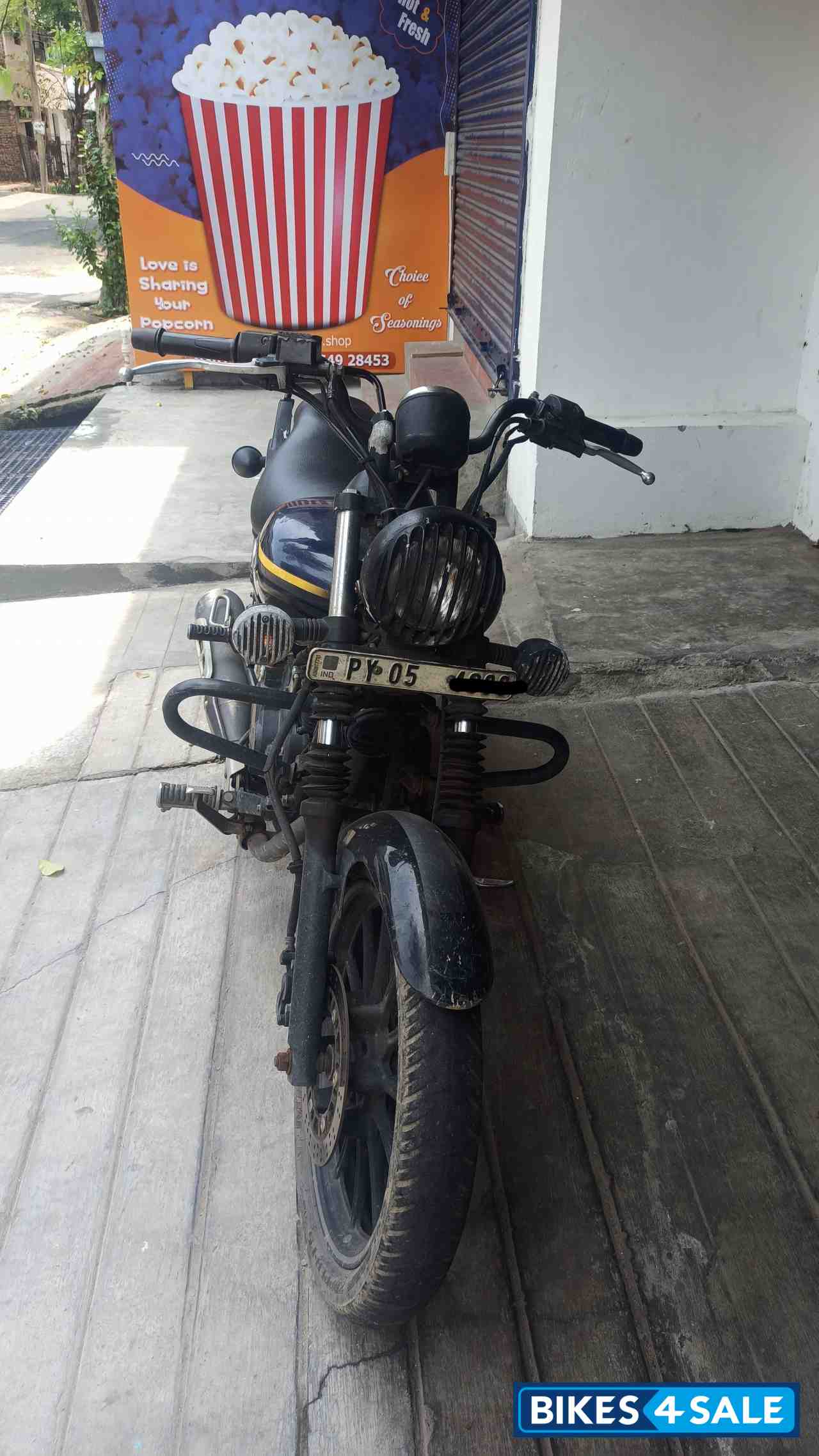 Bajaj Avenger Street 150