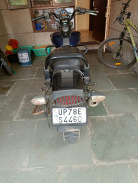Blue Bajaj Avenger Street 150