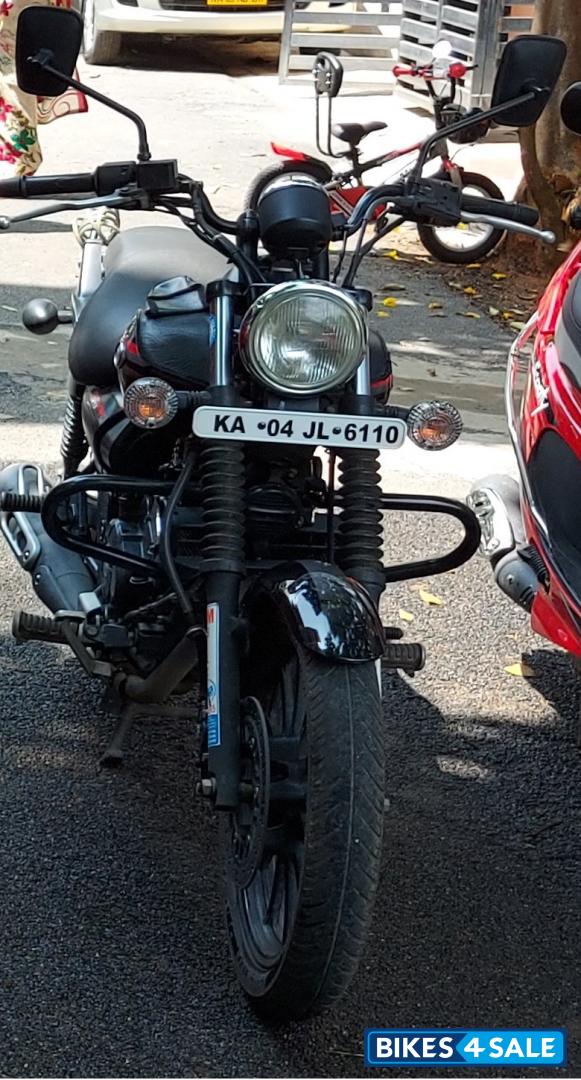 Bajaj Avenger Street 220