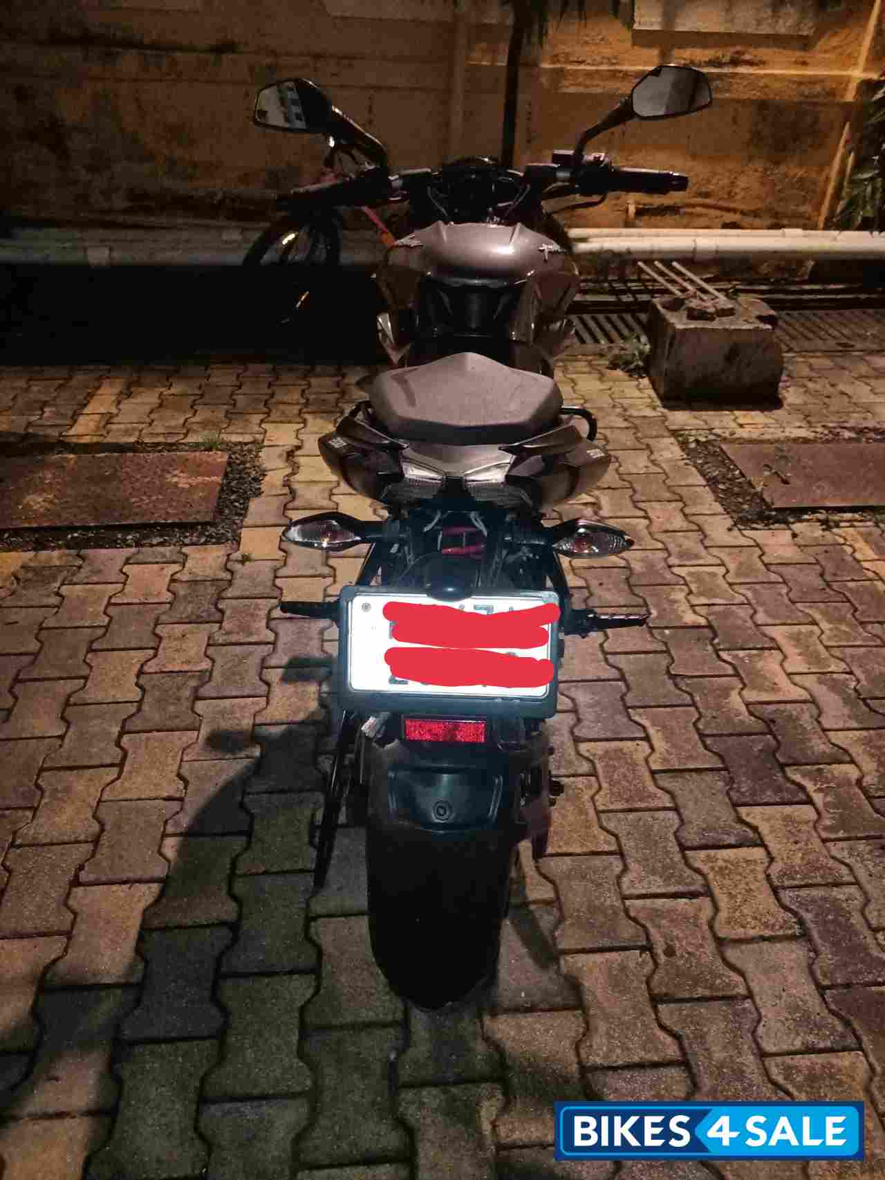 Bajaj Pulsar 200 NS