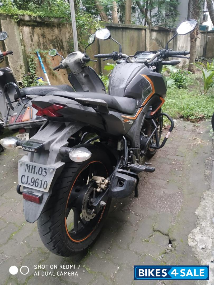 Black + Orange Honda CB Hornet 160R