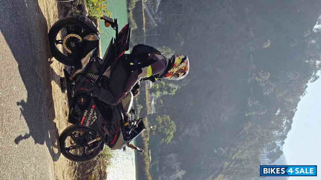 T.grey+black TVS Apache RR 310