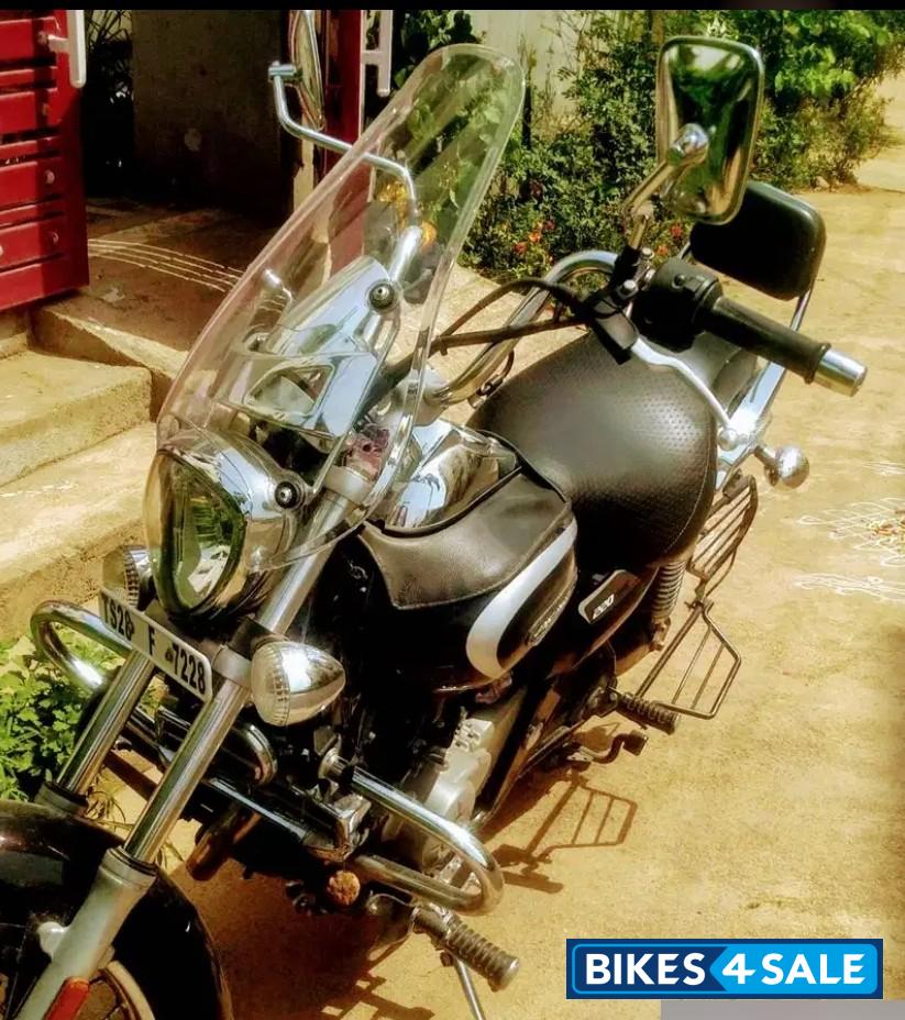 Bajaj Avenger Cruise 220