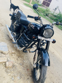 Black Royal Enfield Bullet 350 ES BS6