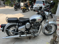 Silver Royal Enfield Classic 350