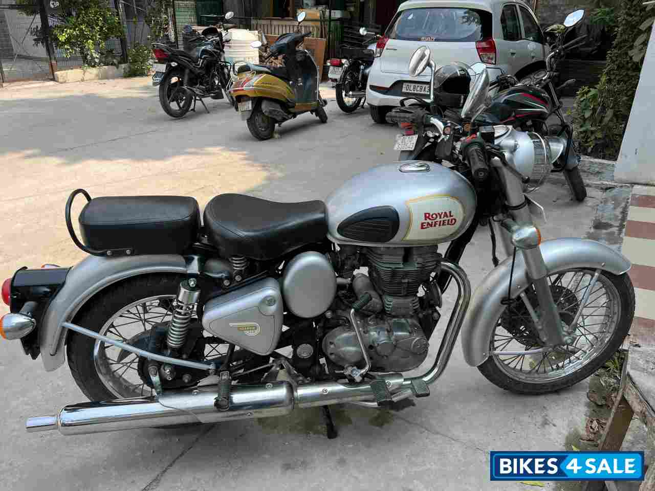 Silver Royal Enfield Classic 350