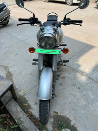 Silver Royal Enfield Classic 350