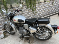 Silver Royal Enfield Classic 350