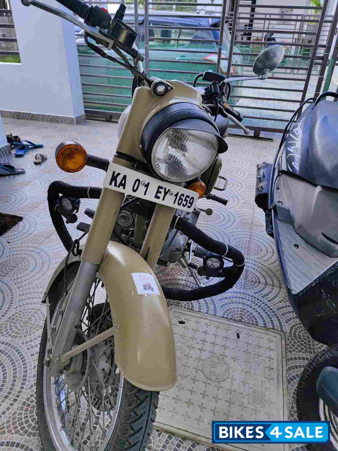 Dessert Storm Royal Enfield Classic Desert Storm Dessert Storm Royal Enfield Classic Desert Storm