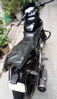 Black Bajaj Pulsar 180