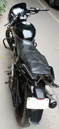 Black Bajaj Pulsar 180