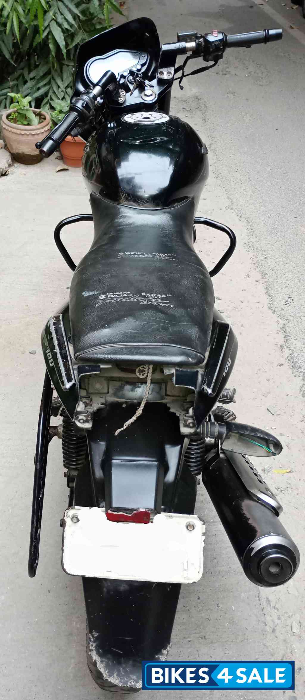 Black Bajaj Pulsar 180