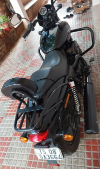 Black Harley Davidson Street 750