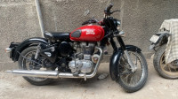 Red Royal Enfield Classic 350 Redditch Red