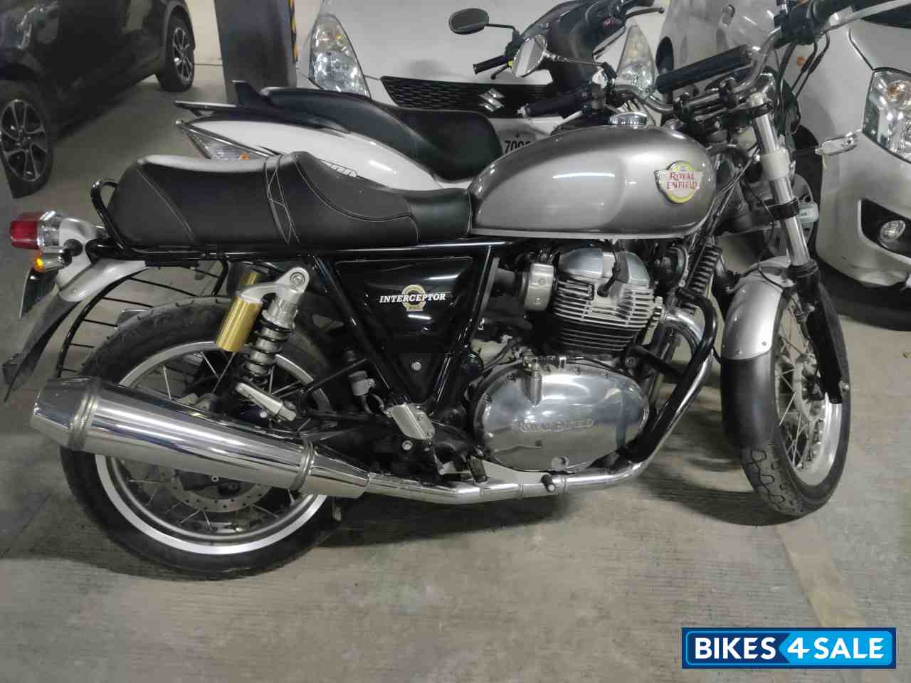 Royal Enfield Interceptor 650 120th Year Anniversary Edition