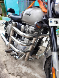 Gun Metal Grey Royal Enfield Classic Gunmetal Grey