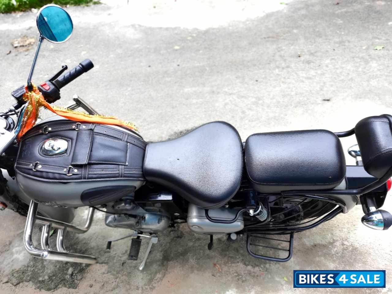 Gun Metal Grey Royal Enfield Classic Gunmetal Grey