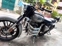 Gun Metal Grey Royal Enfield Classic Gunmetal Grey