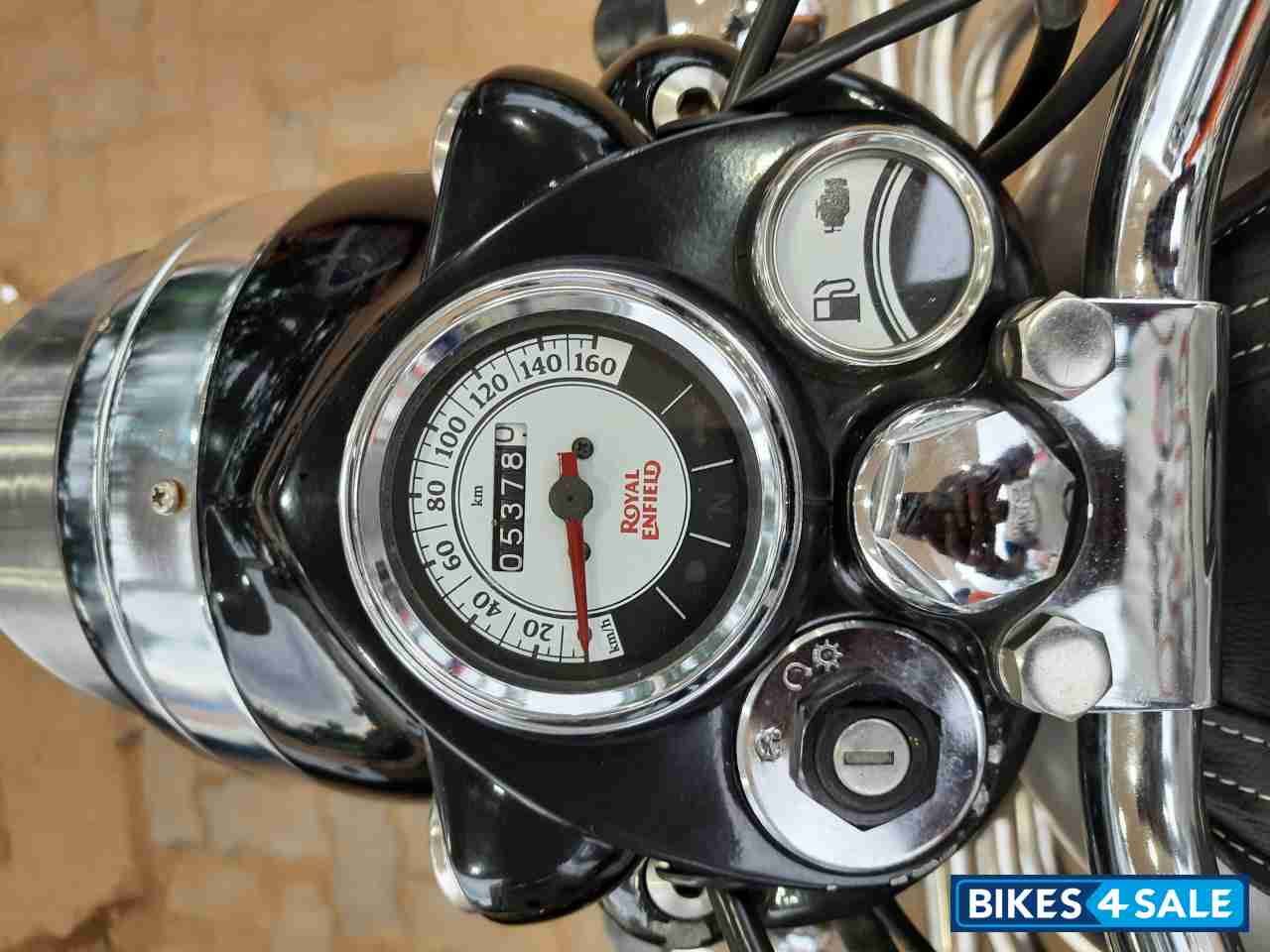 Gun Metal Grey Royal Enfield Classic Gunmetal Grey