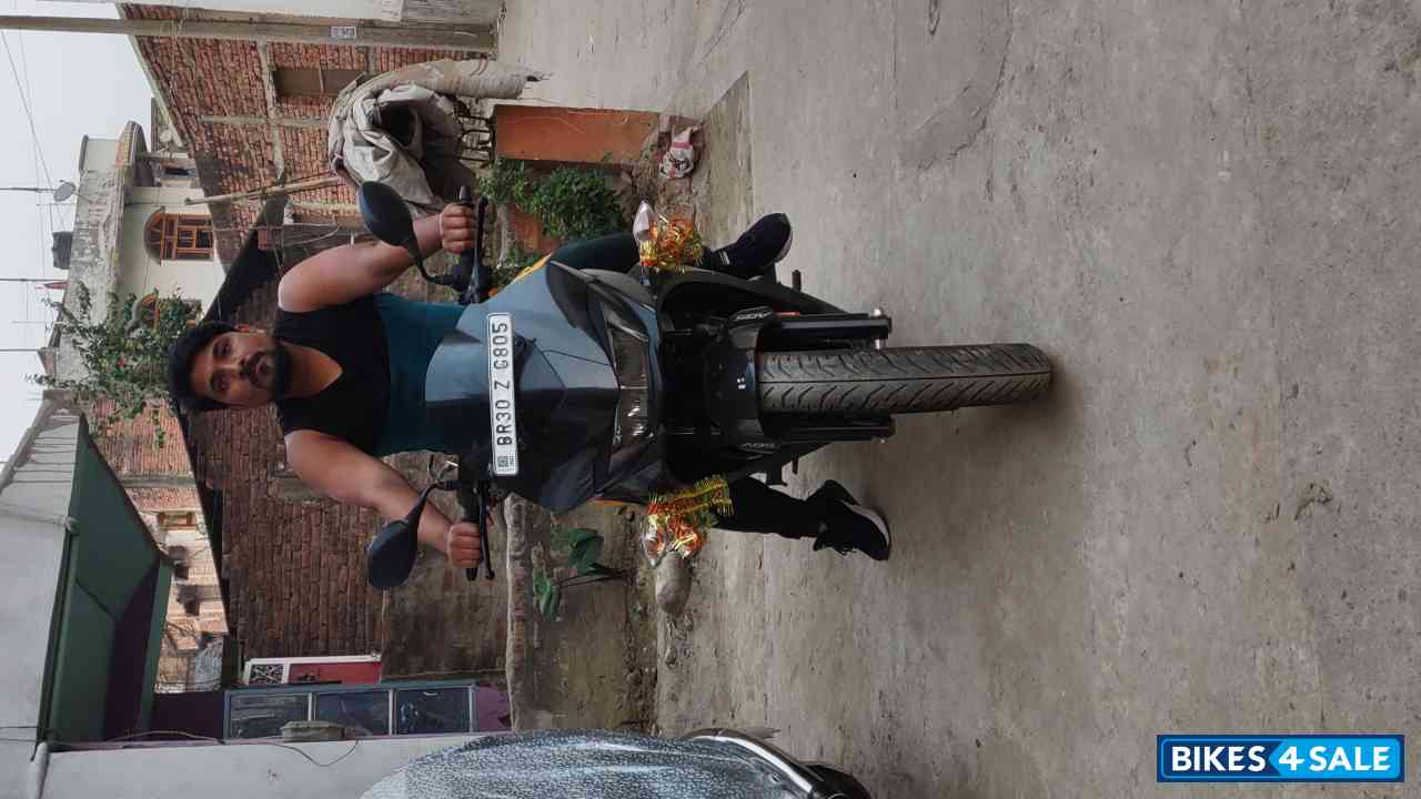 Black Hero Xtreme 200S