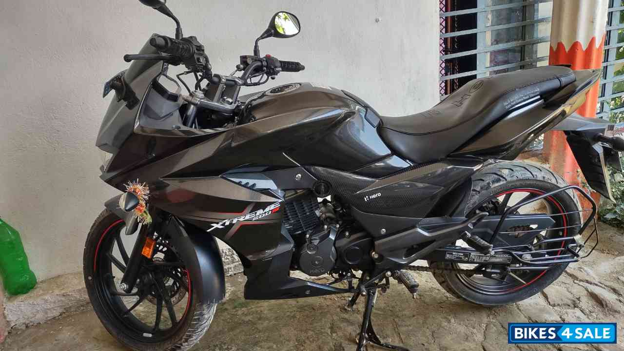 Black Hero Xtreme 200S