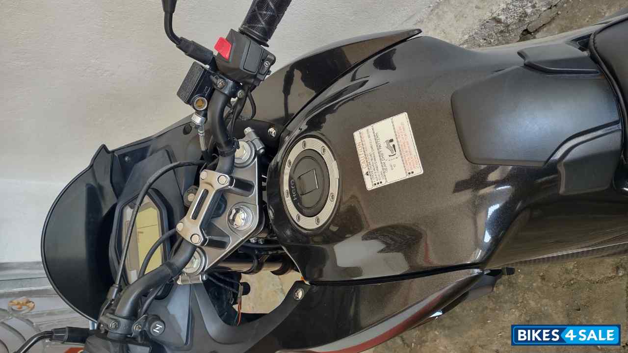 Black Hero Xtreme 200S