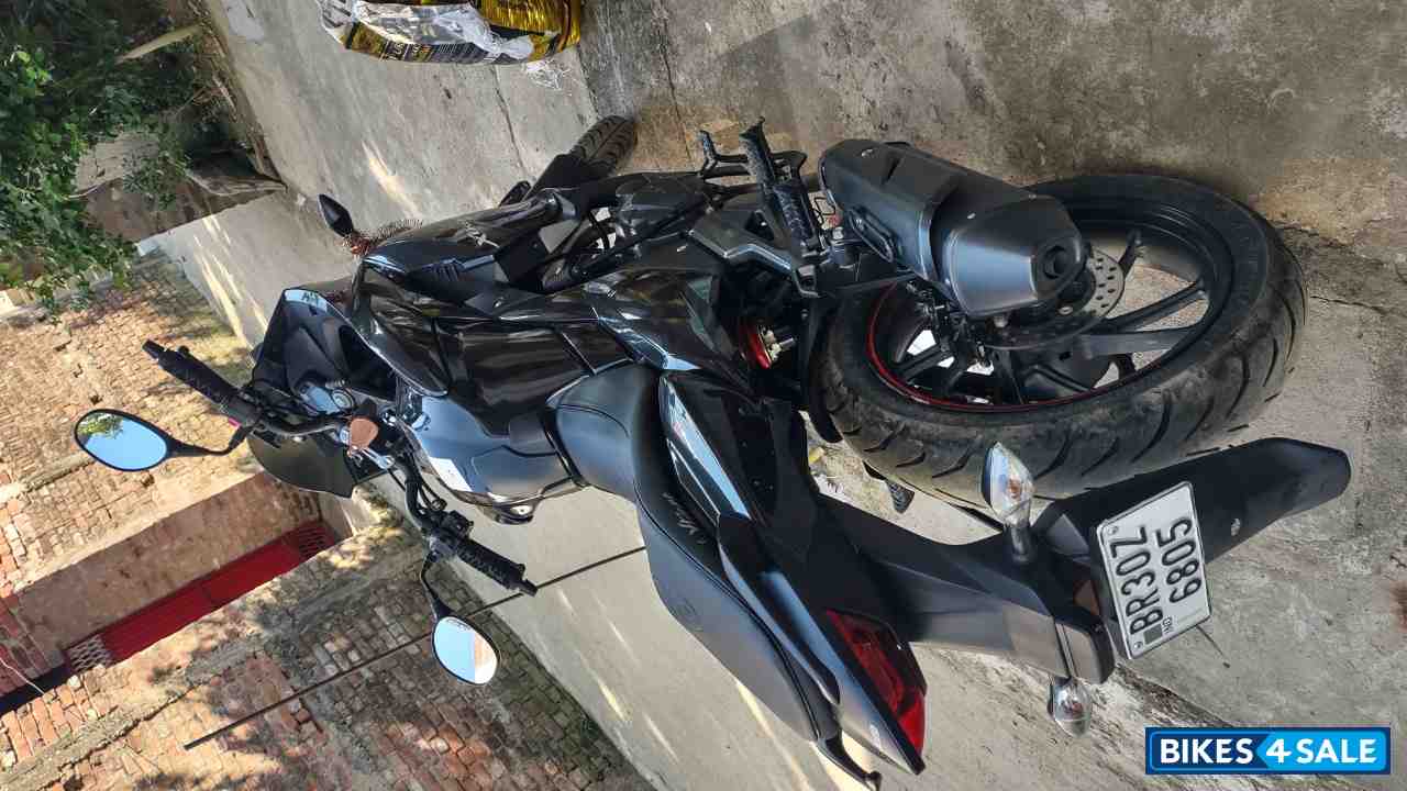 Black Hero Xtreme 200S