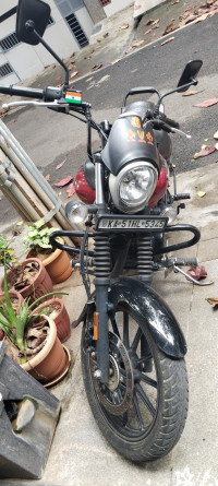 Red Bajaj Avenger Street 160
