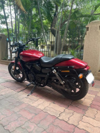 Red Harley Davidson Street 750