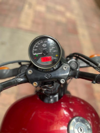 Red Harley Davidson Street 750