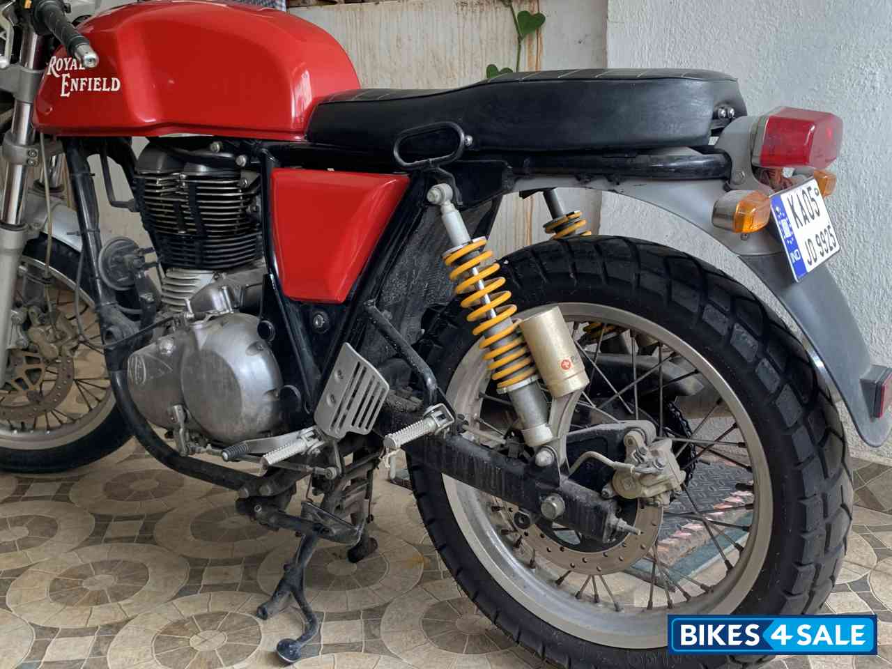 Red Royal Enfield Continental GT 535