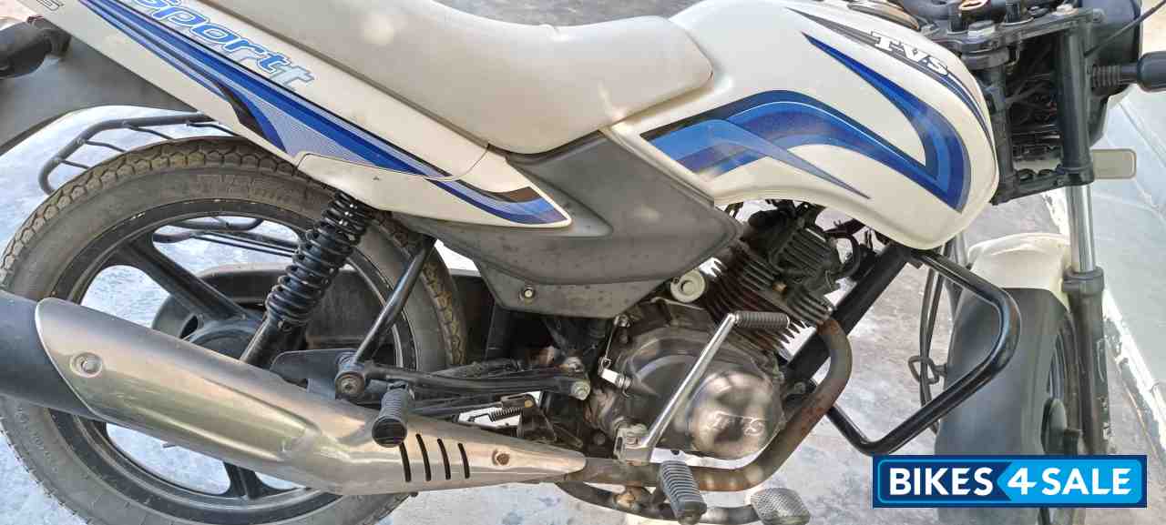 White TVS Sport