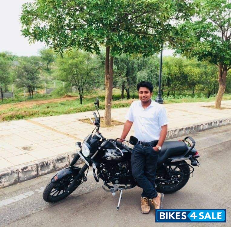 Bajaj Avenger Street 180