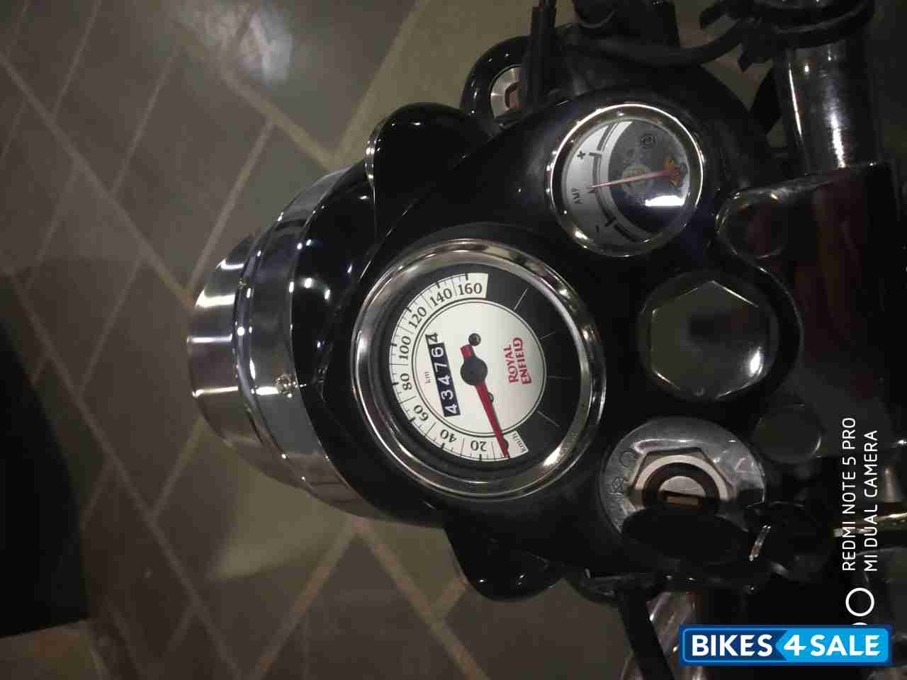 Black Royal Enfield Classic 350 Black Royal Enfield Classic 350