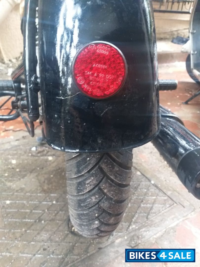 Black Royal Enfield Thunderbird 500