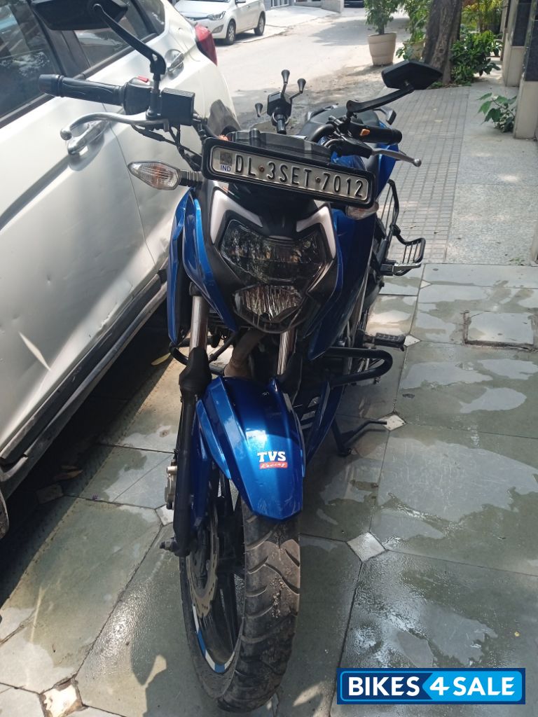TVS Apache RTR 160 4V BS6