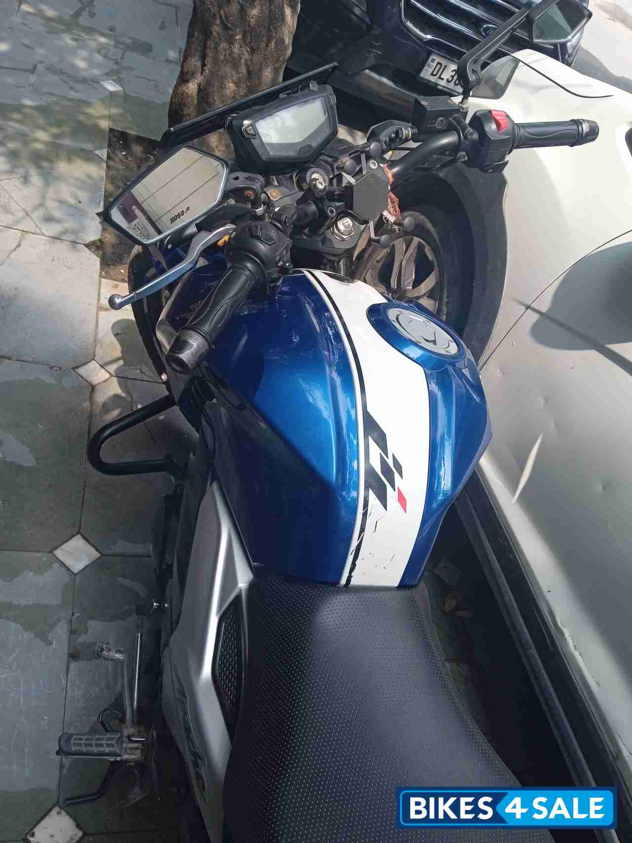 TVS Apache RTR 160 4V BS6