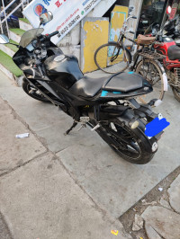 Yamaha YZF R15 V2